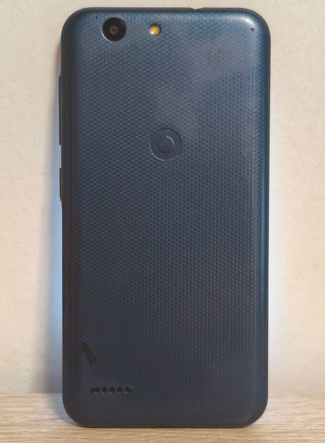 Predám mobil Vodafone Smart E8 4G - 2