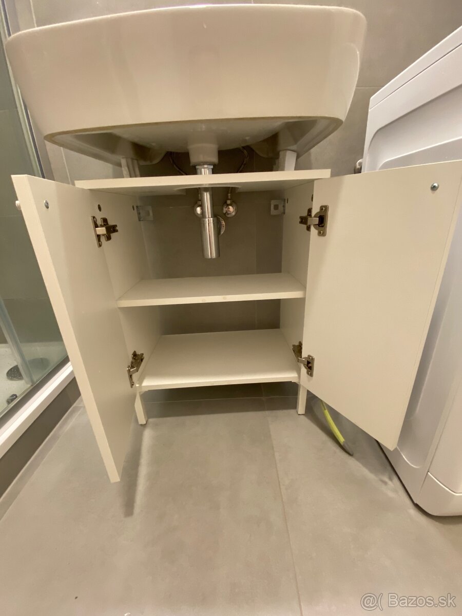 Skrinka pod umývadlo - 2