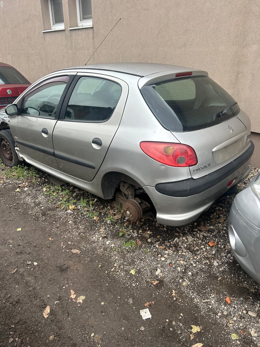 Peugeot 206 1.4 benzin - 2