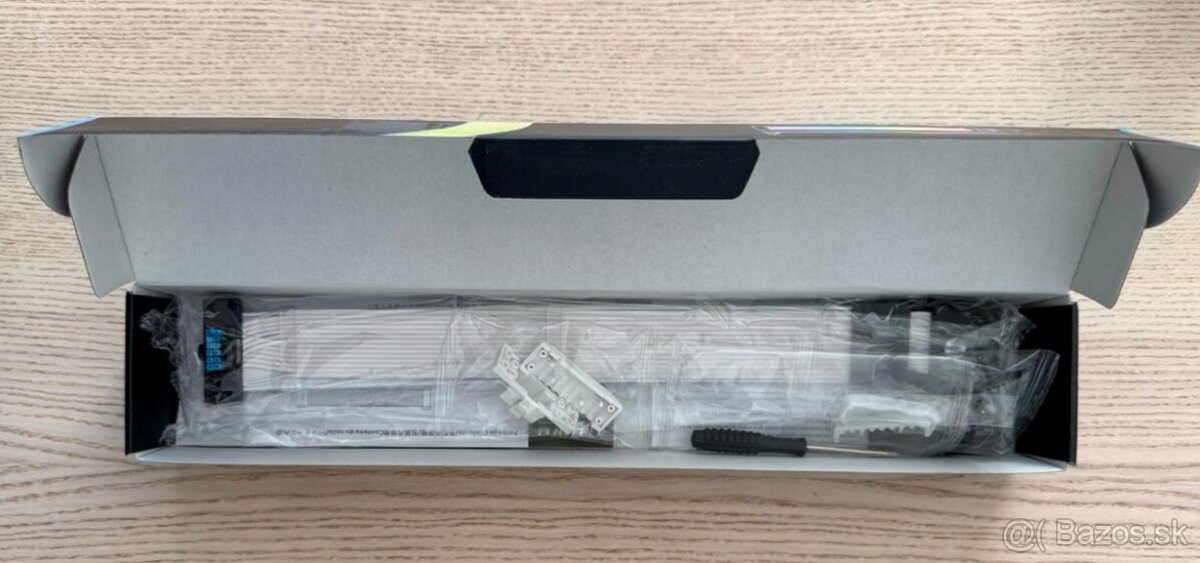 Predám LIAN LI Strimer Wireless 16-8 (PW16-81W) - 2