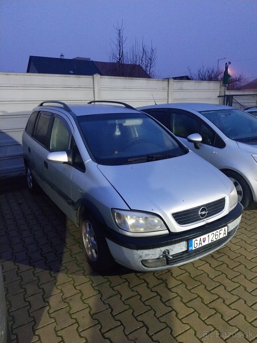 Opel zafira - 2