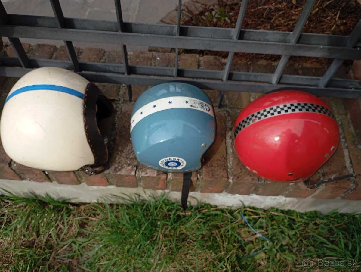 Predám prilby - 2