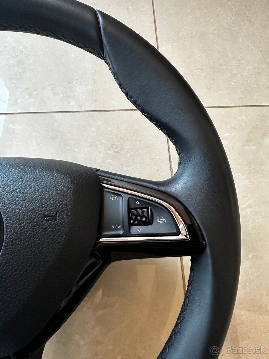 Trojramenný multifunkčný volant Škoda - 2