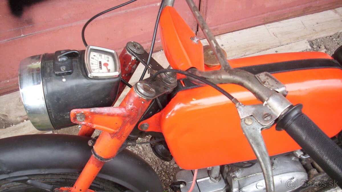 jawa 23 mustang - 2