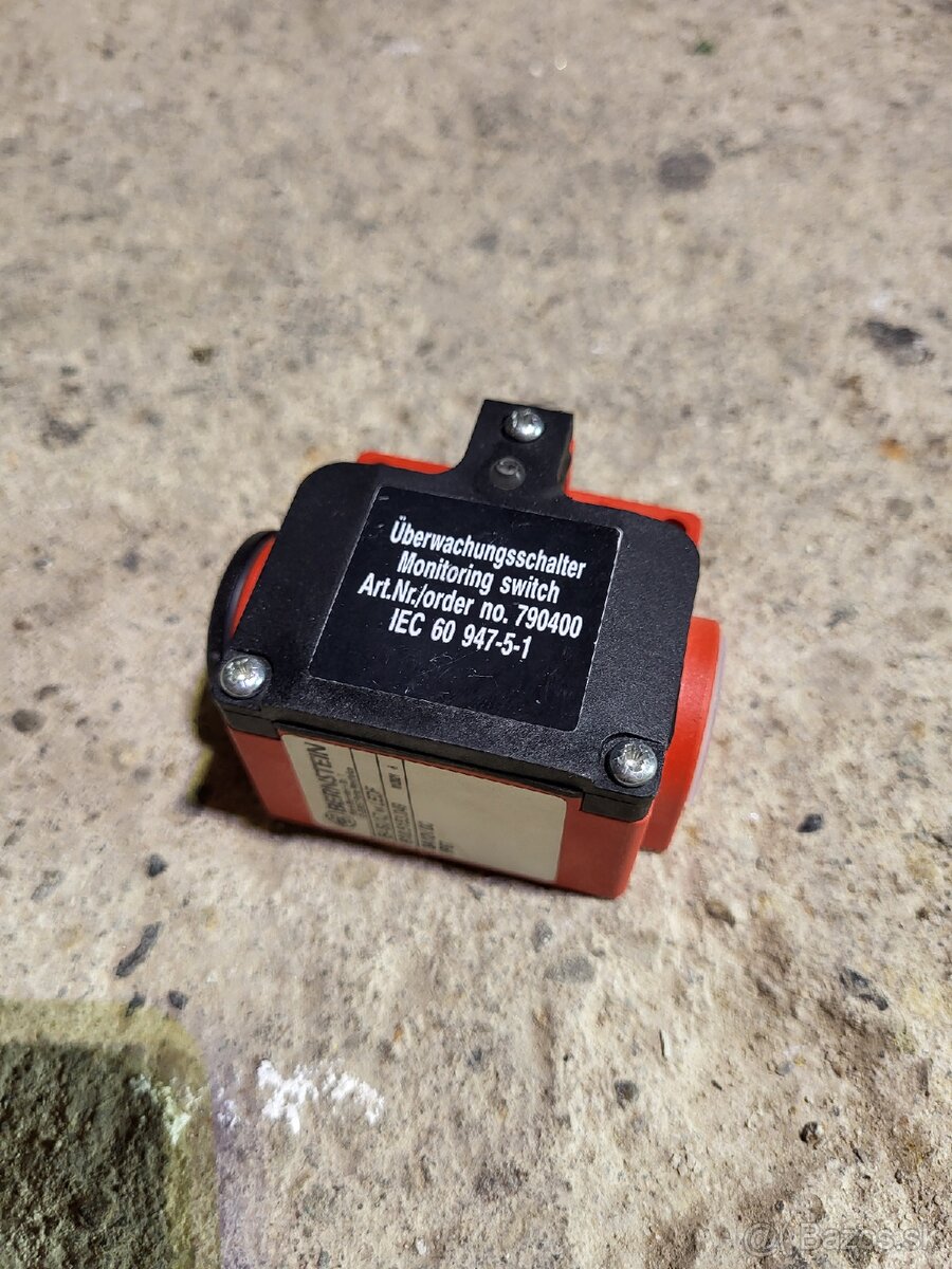 Koncový spínač - 2