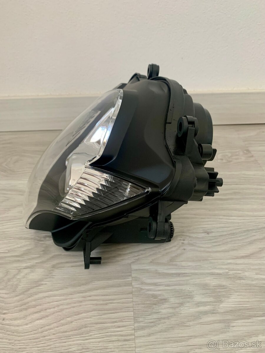 Svetlo na Suzuki GSXR 600 / 750 - 2