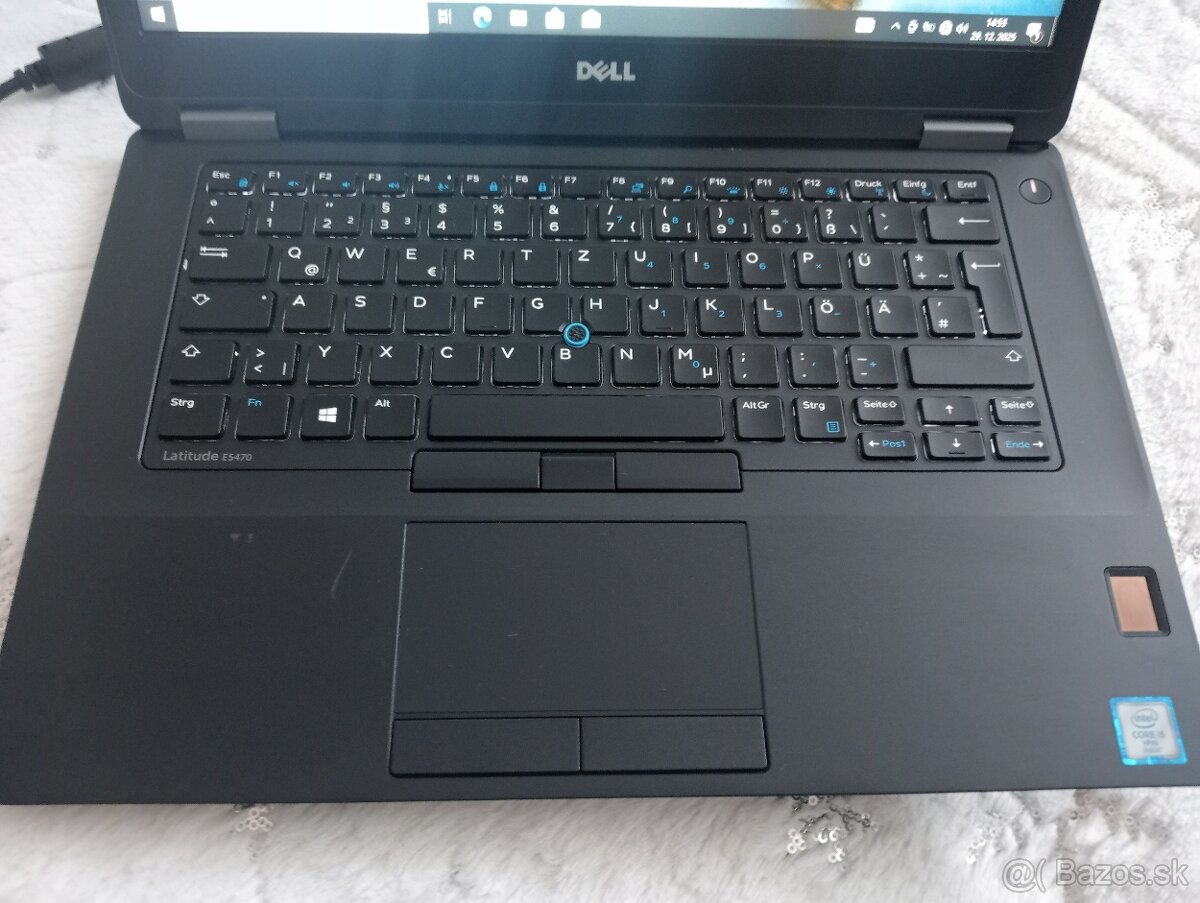 rozpredám funkčný notebook Dell latitude e5470 - 2