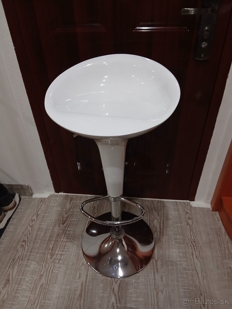 Predám barovú stoličku 1ks - 2