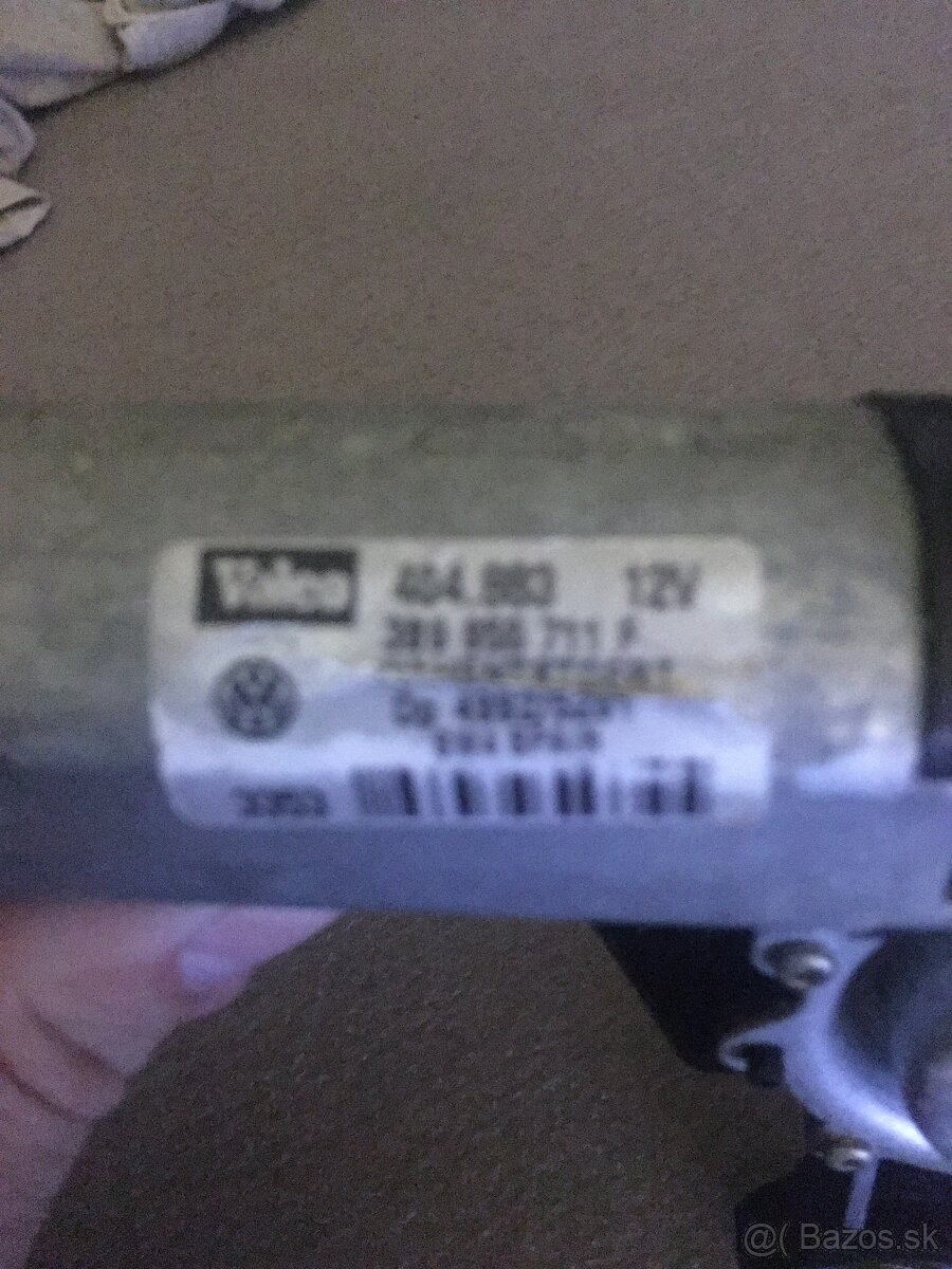 B5 - motorcek zadného stieraca - 2