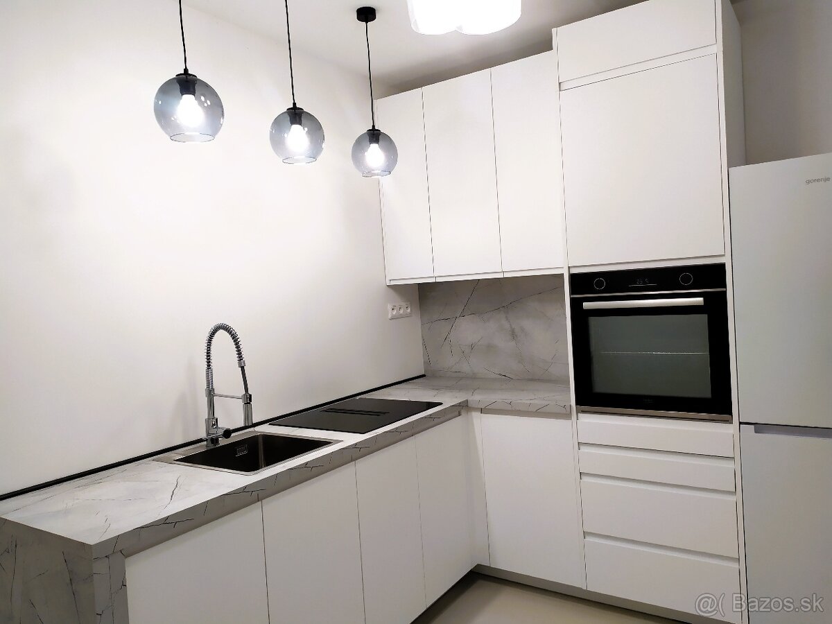 2 izbový byt s balkónom Nitra Centrum - Staré mesto - 2