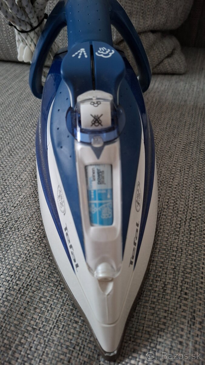 Tefal Ultimate Autoclen 300 FV 9530 - 2