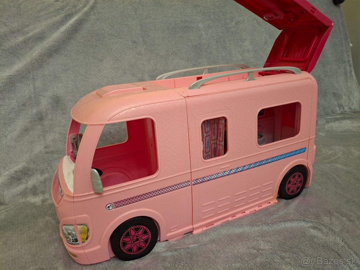 Karavan pre barbie. - 2