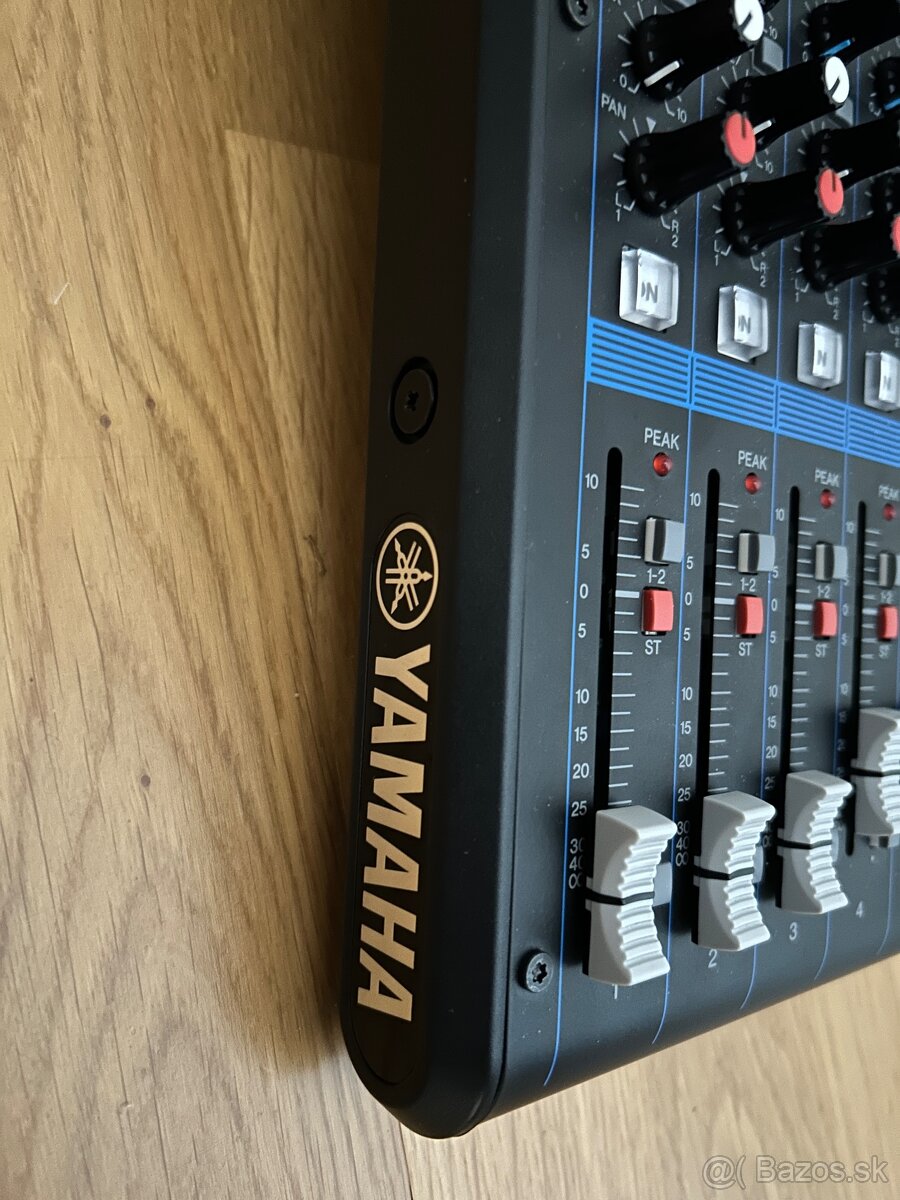 Predám mix Yamaha MG12XU - 2