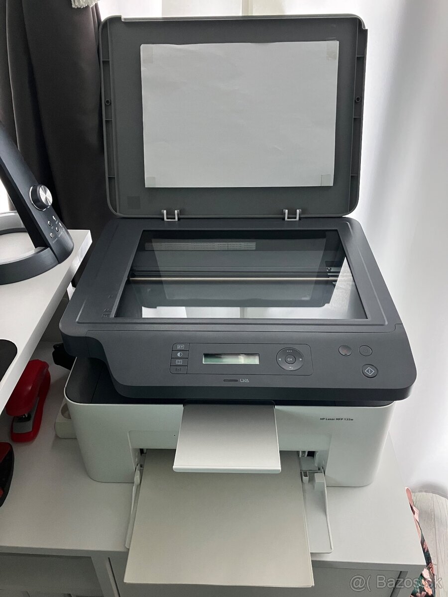 HP Laser MFP 135w + toner v cene. - 2