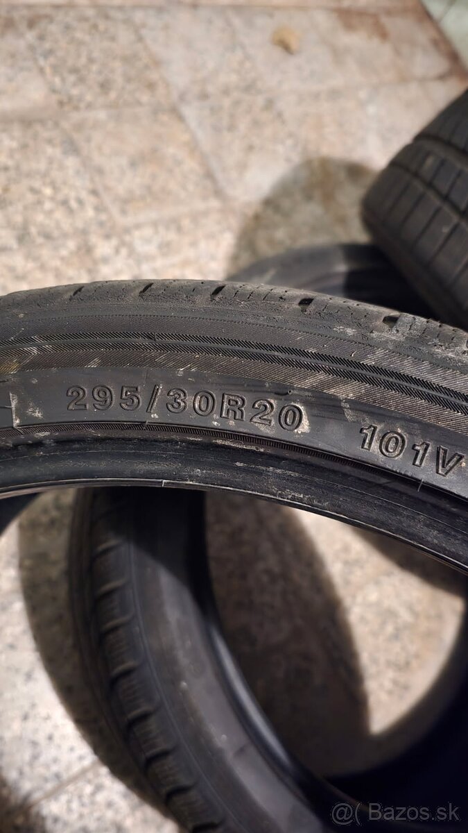 Zimná sada 265/35 R20 295/30 R20 - 2