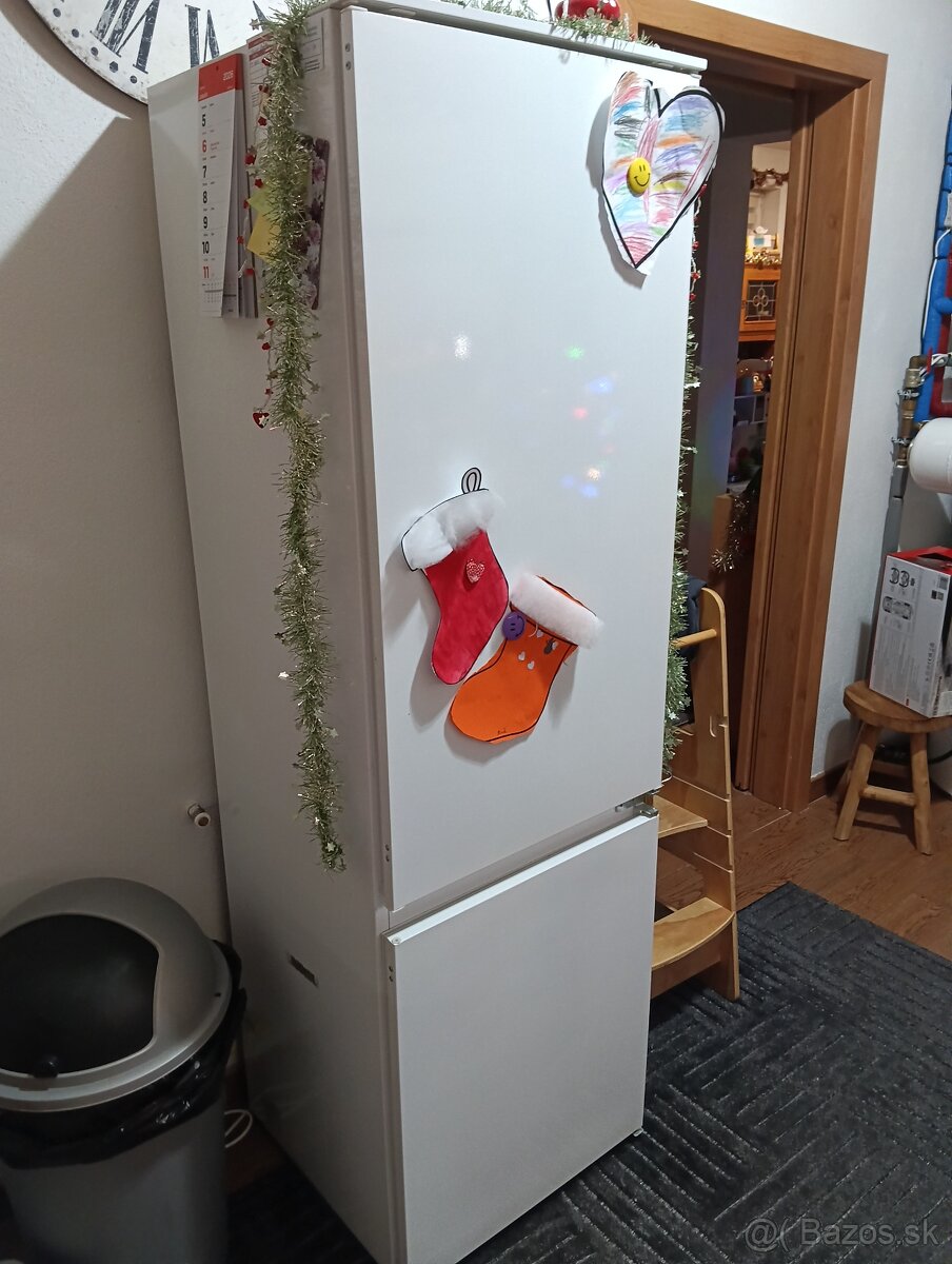 Chladnička vstavaná Electrolux - 2