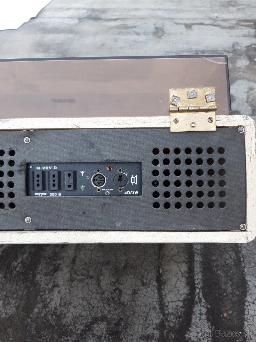 Gramorádio Tesla Romeo 1029A - 2