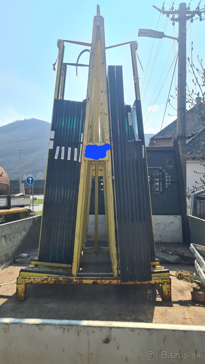 Na predaj trojsklá - 2