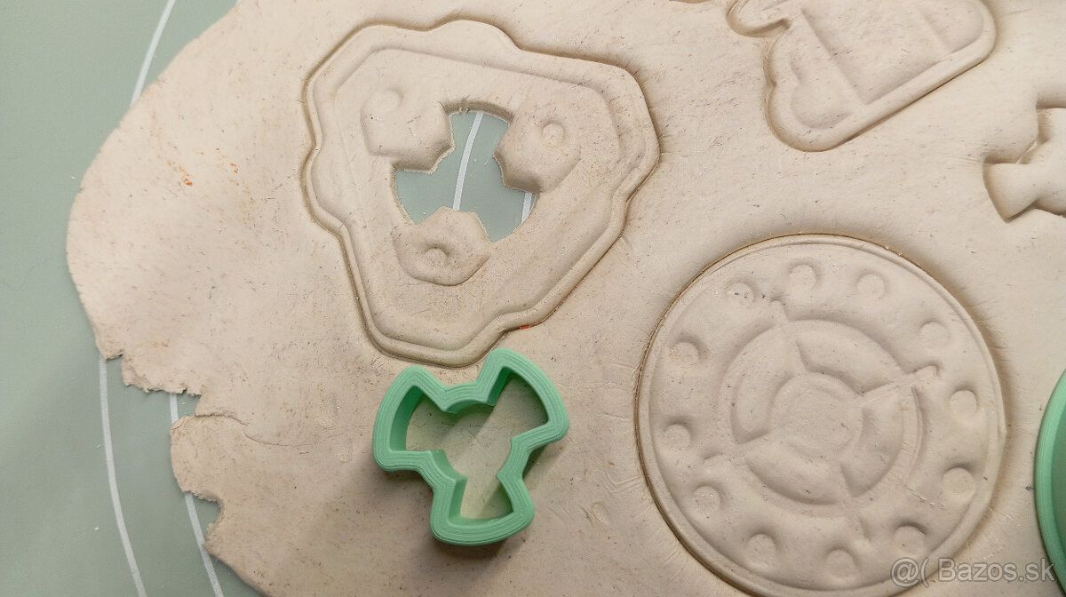 AFTER THE FALL vykrajovačky v sete-Postapokalyptický dizajn - 2