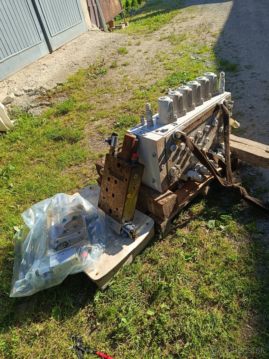 Case wx rozdeľovač/rozvádzač - 2