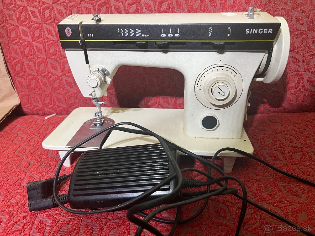 Šijací stroj Singer 967 - 2