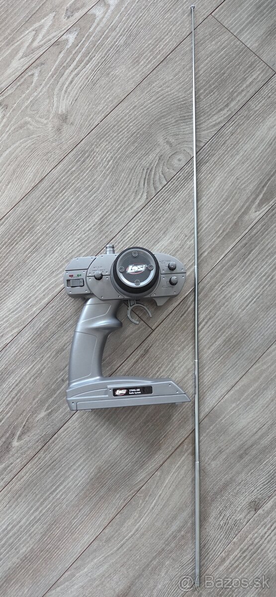 LOSI RC vysielač - 2