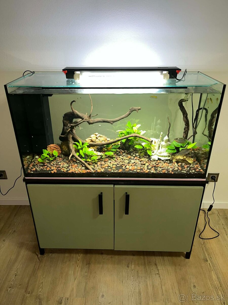 Predám akváriový set - 2
