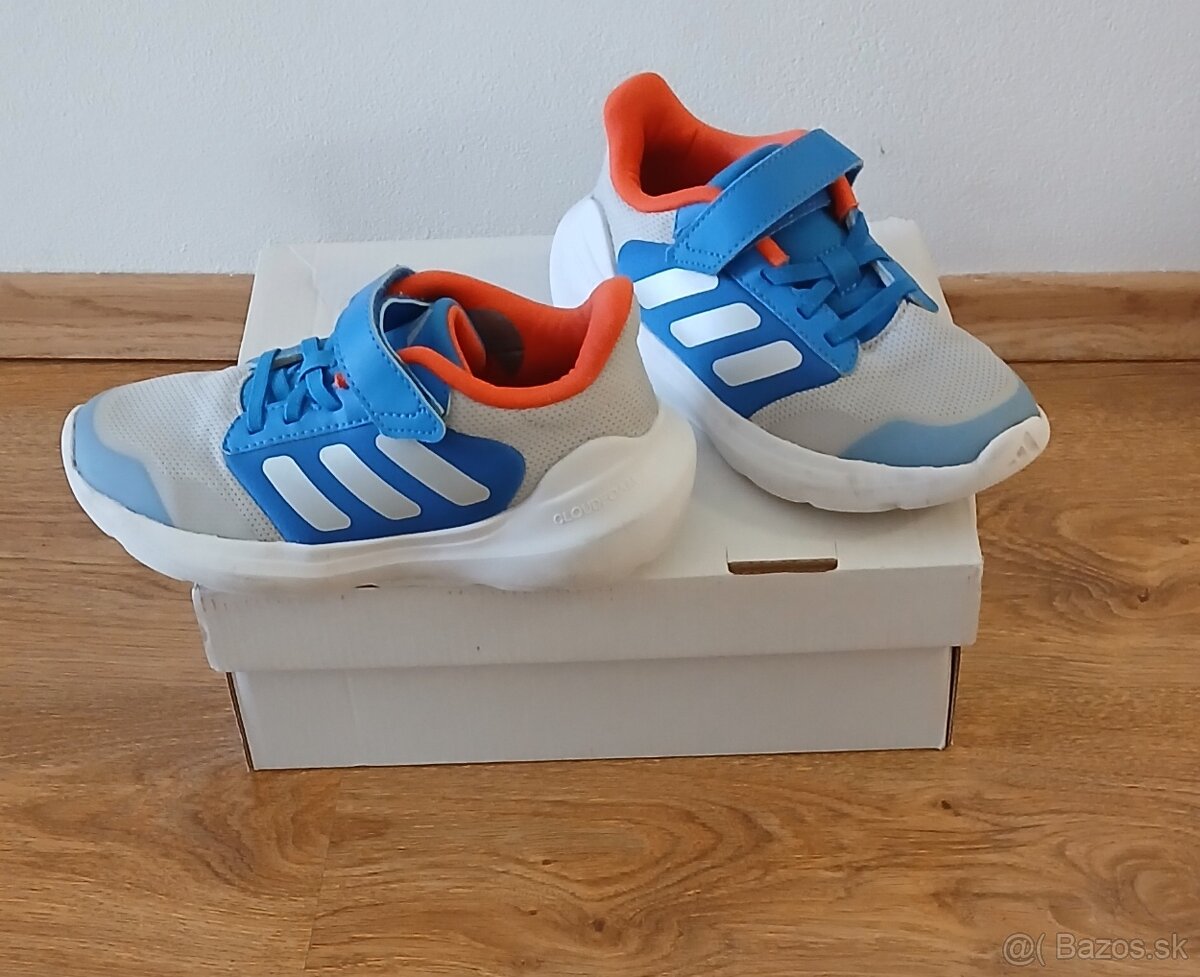 Tenisky adidas č.32 - 2