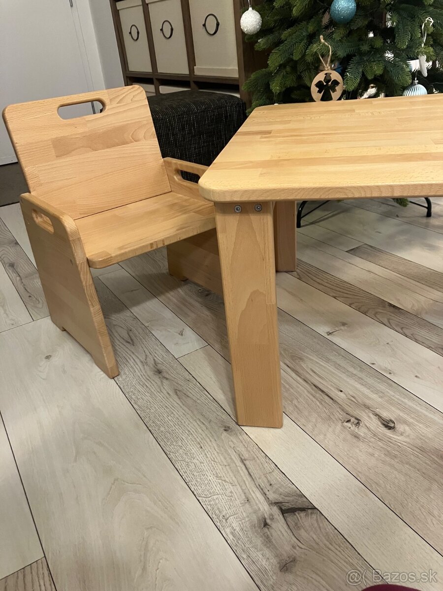 Montessori stôl so stoličkou - 2