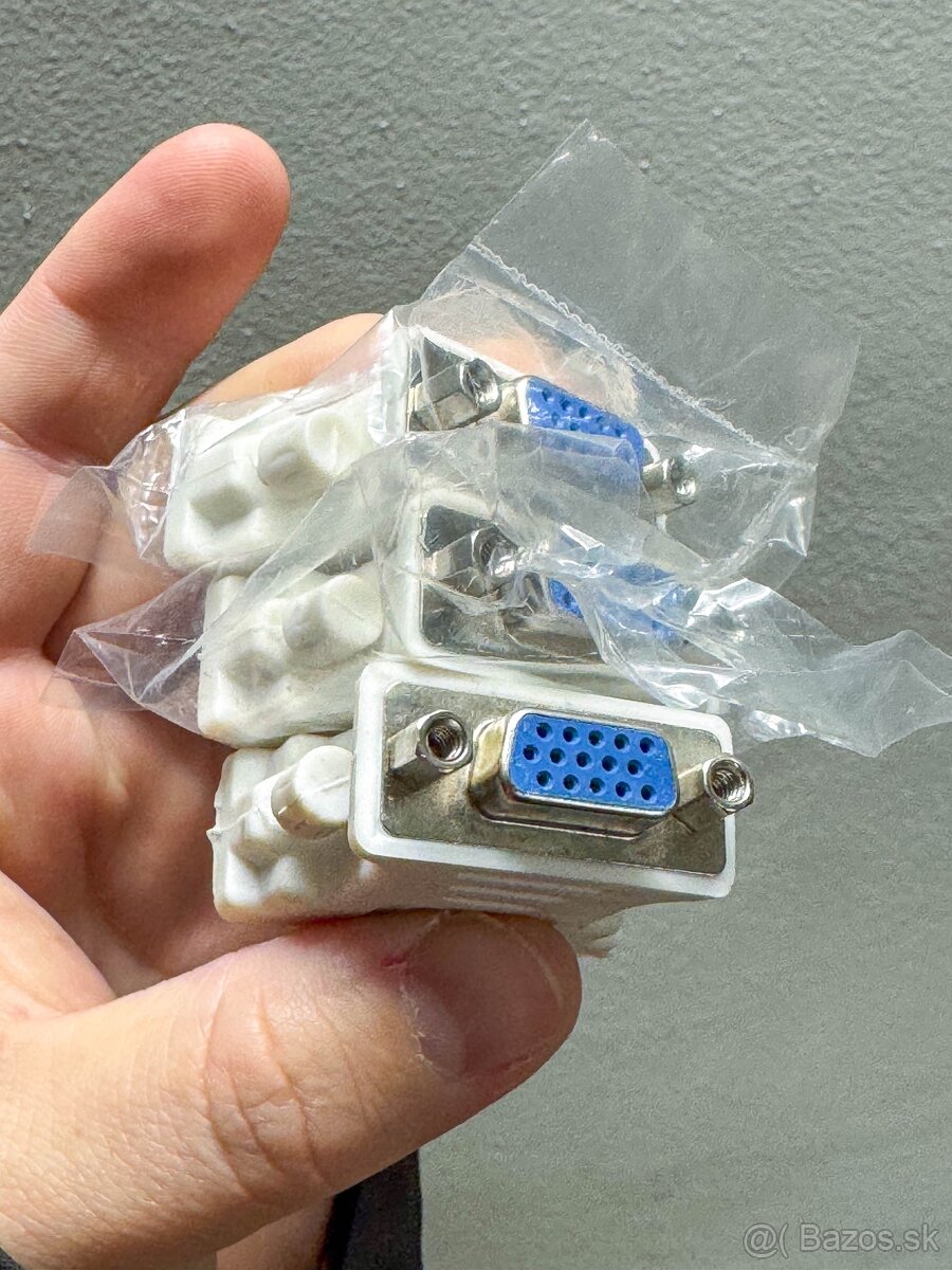 redukcia DVI na VGA M/F - 2