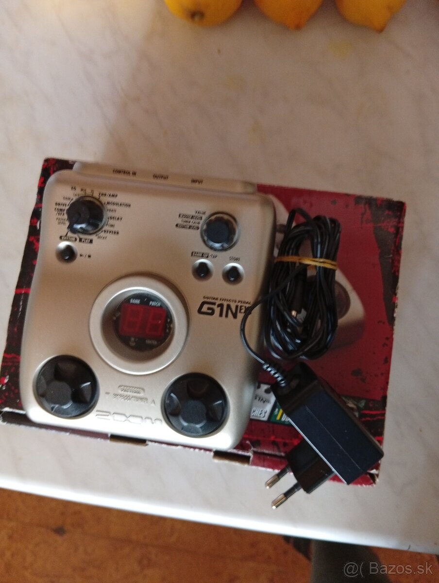 Gitarový multiefekt s bubeníkom ZOOM G1Next - 2