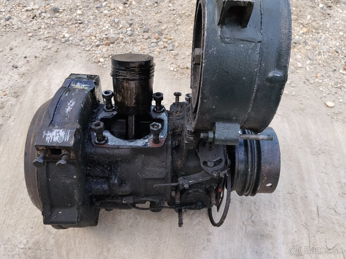 Motor Slávia 1d90 tz4k12 - 2