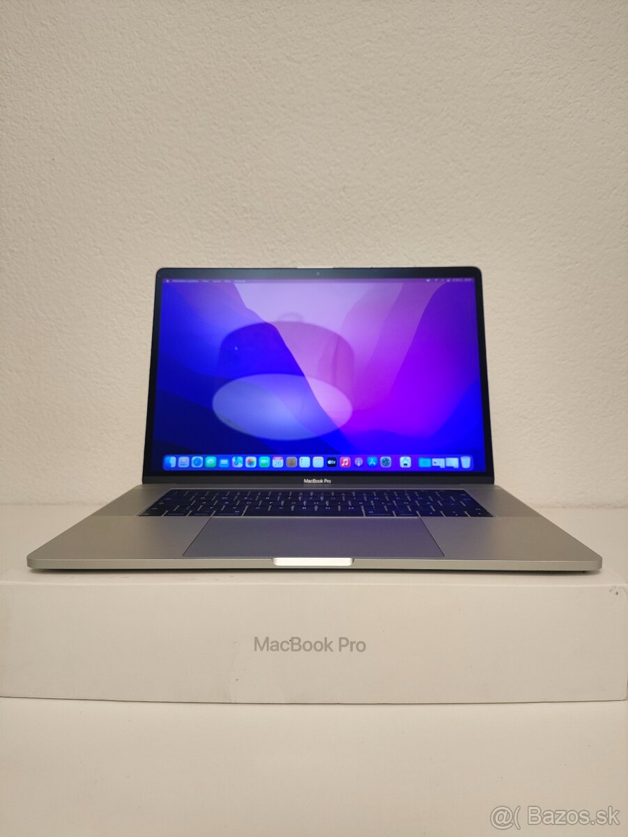 MacBook Pro 15 2016 | i7 • 16GB • 256GB SSD - 2