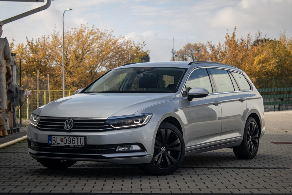 Volkswagen Passat Variant 2.0 TDI DSG - 2