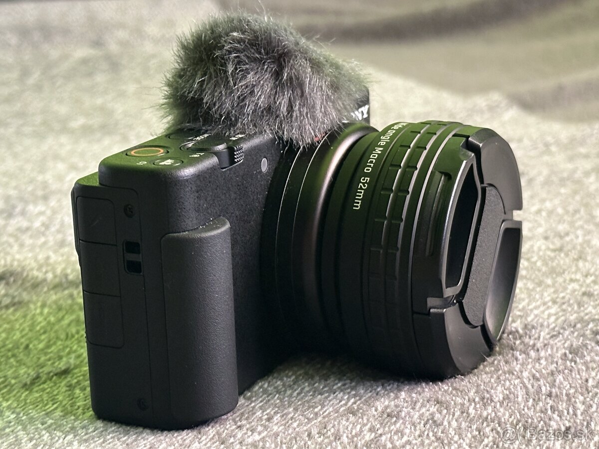 Digitálny fotoaparát na vlogovanie do vrecka SONY ZV1 + prís - 2