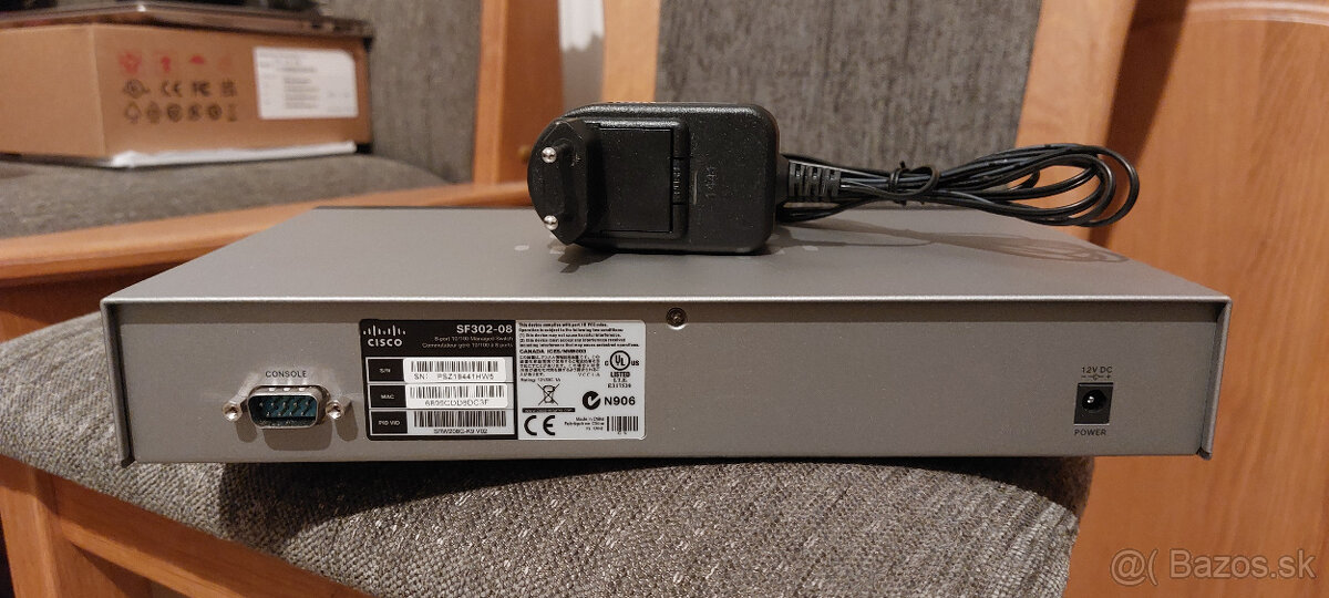 cisco managed 8port switch SF302-08 - 2
