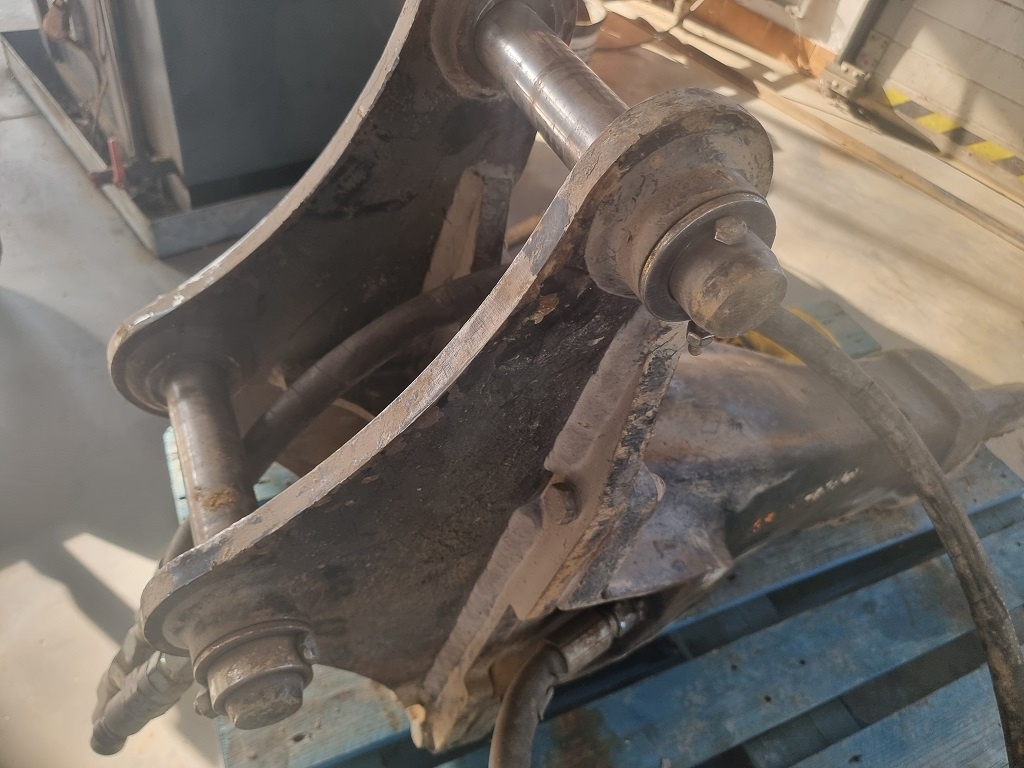 Kladivo JCB HM386 nejvyšší třídy - 2