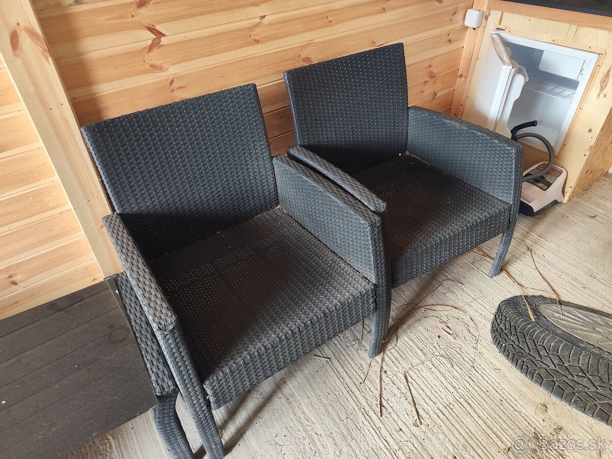 Záhradný nábytok - 2