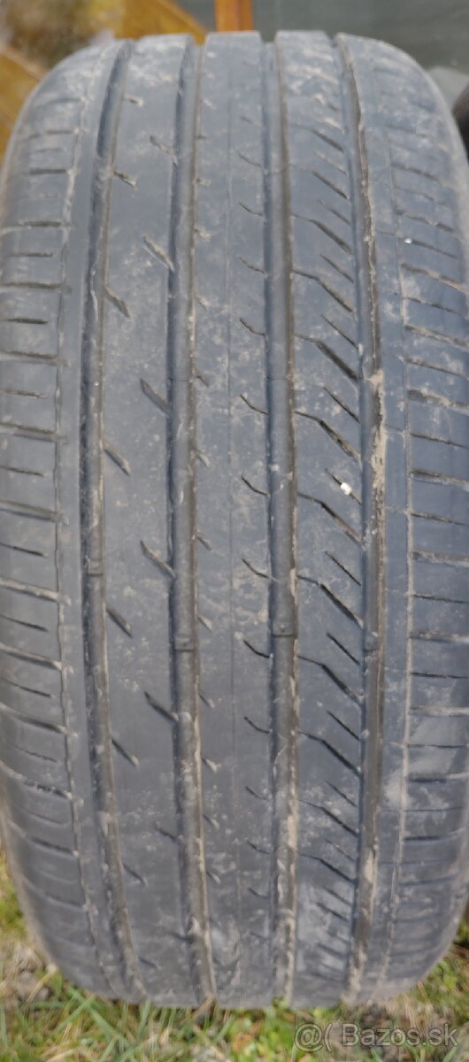 235/45 r18 letné pneu - 2