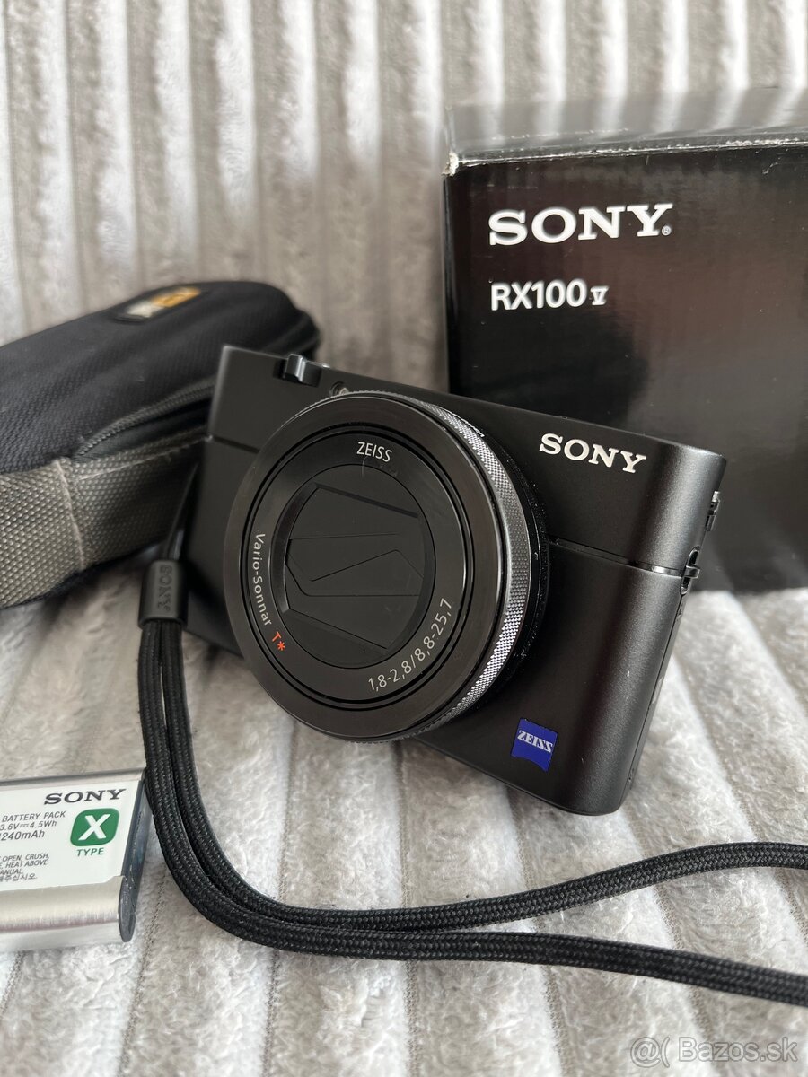 Sony Cyber-shot DSC - RX100 M5A - 2
