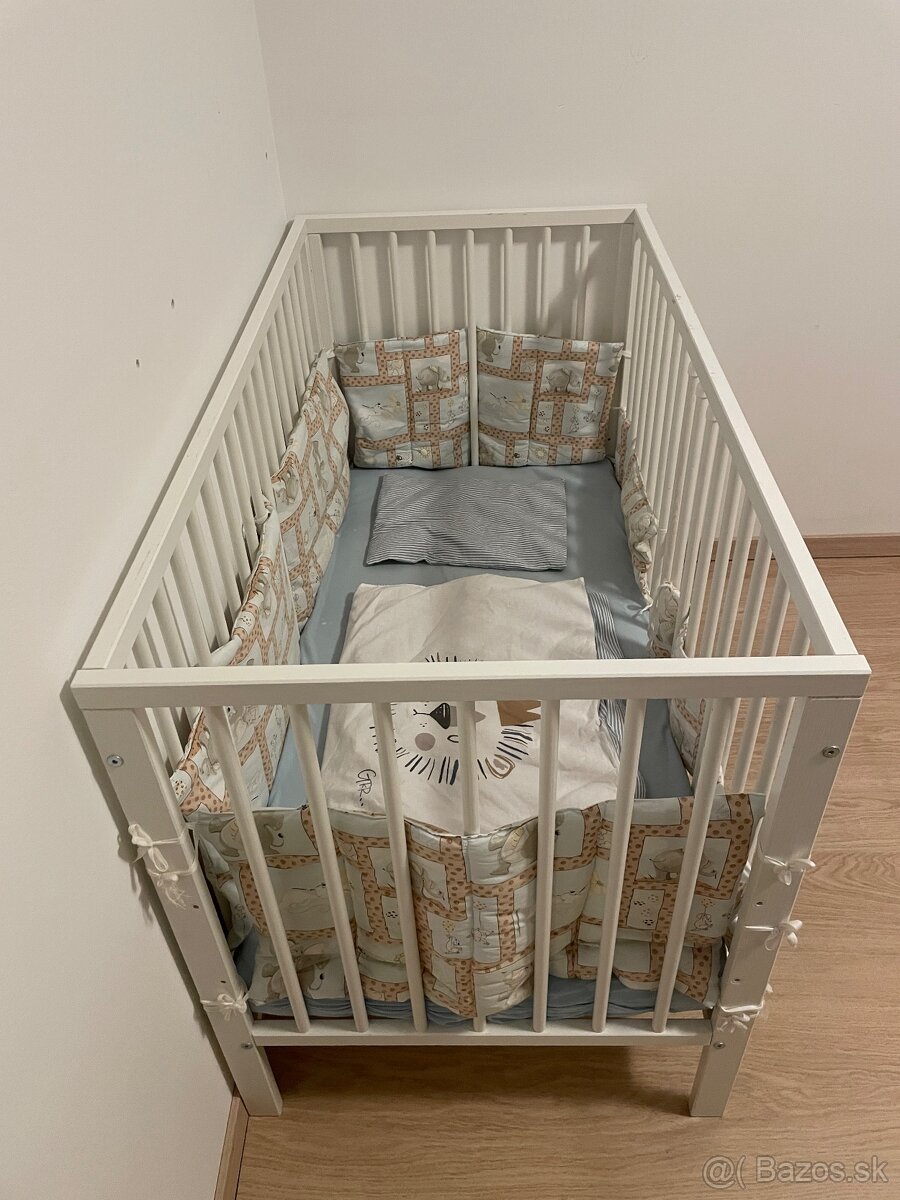 Detska postielka s prislusenstvom - 2