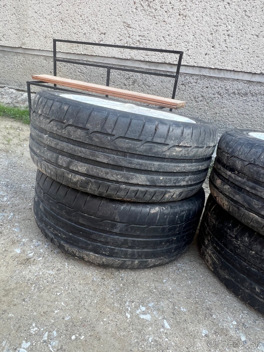Audi A4 B7 elektróny R17 5x112 - 2