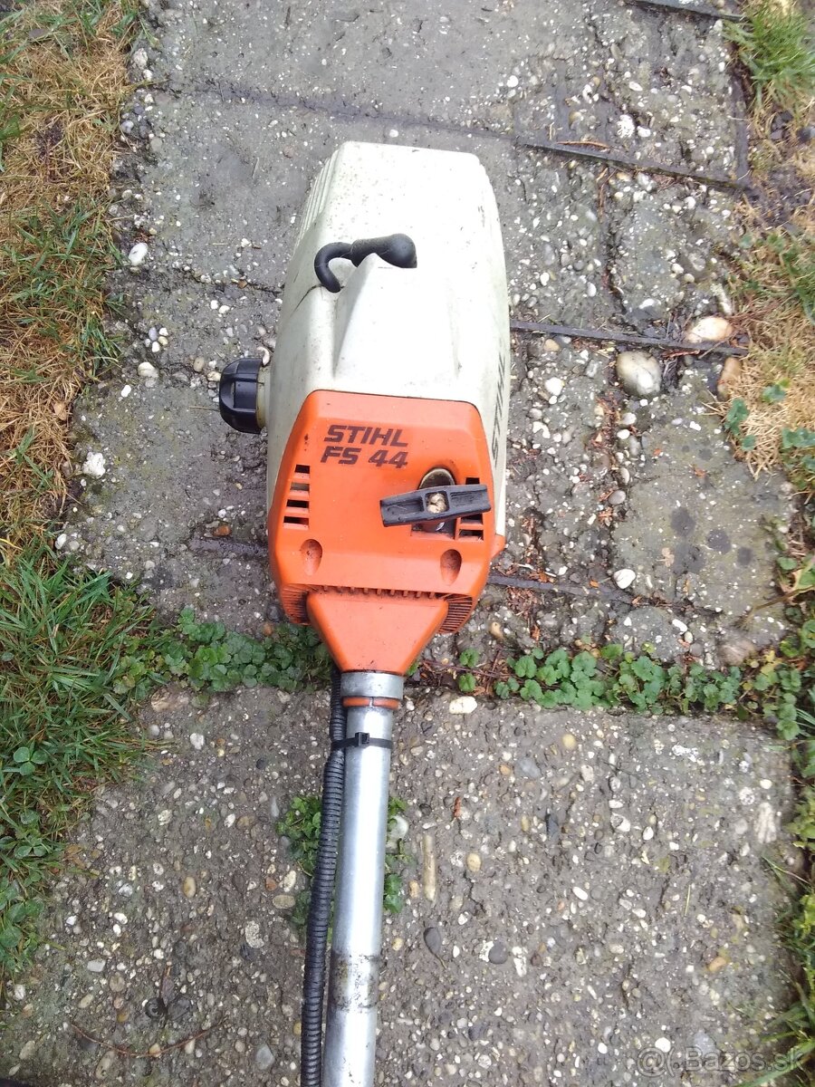 Predám krovinorez Stihl fs 44 - 2