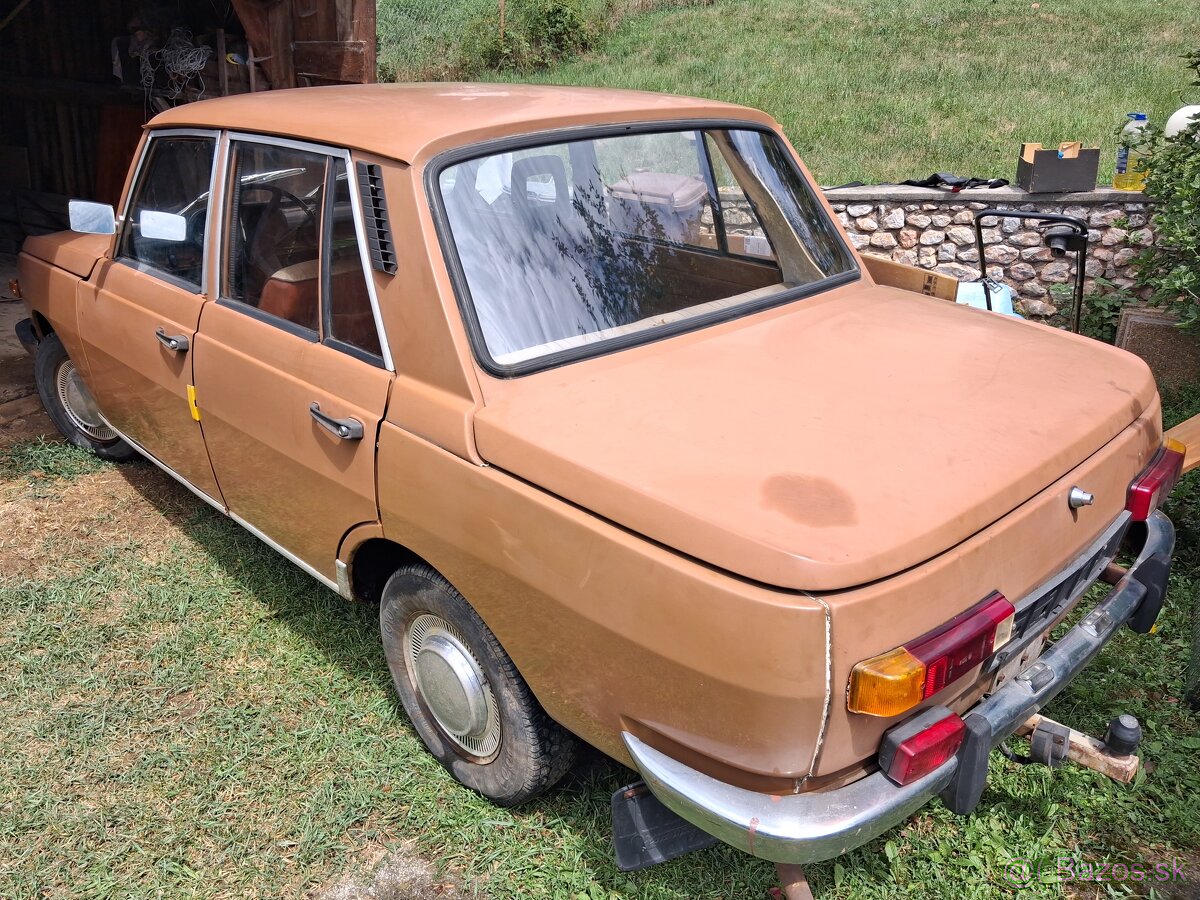 Wartburg 353 Deluxe - 2