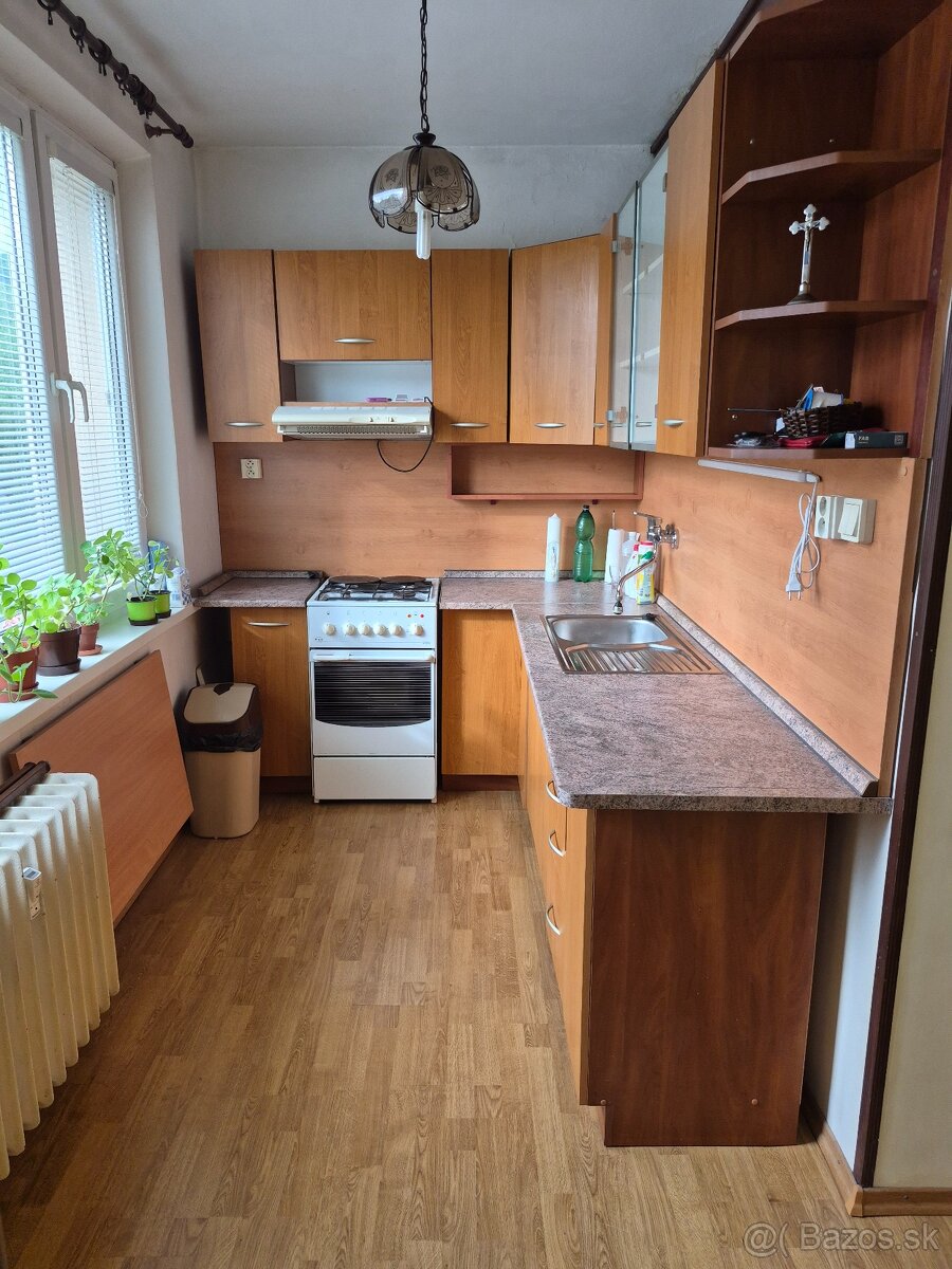 2 izb. Ladožská ul., 49 m2 - 2