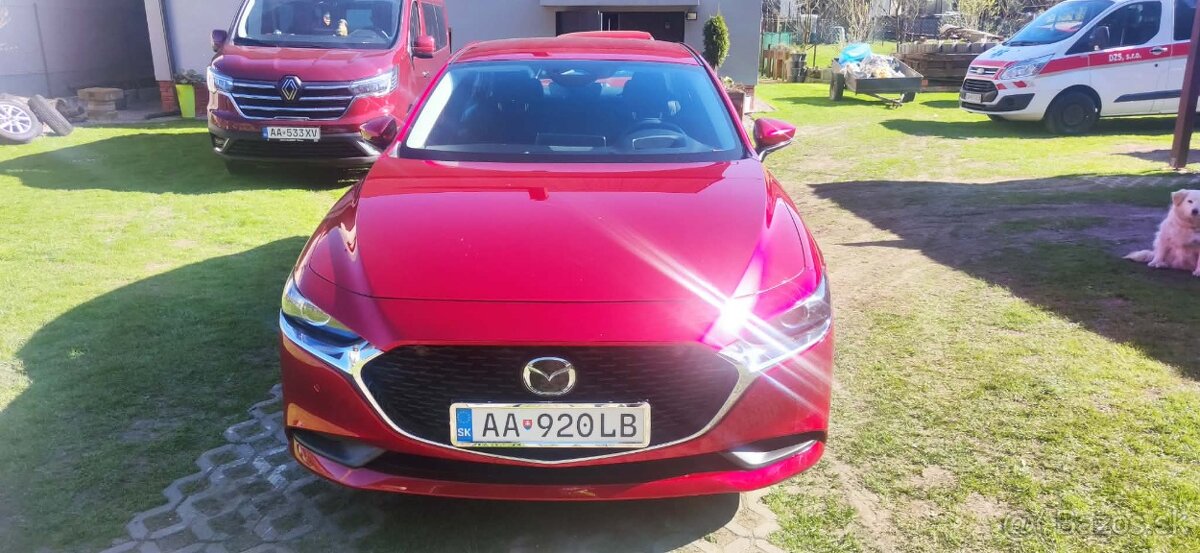 MAZDA 3 2.0 e- Skyactiv G122 1.maj. 5 tis km. - 2