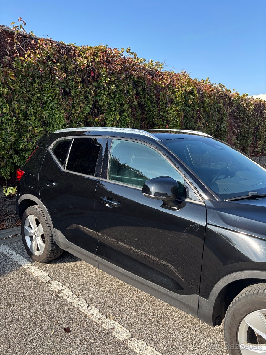 Volvo XC40 B3 Core automat, odpočet DPH - 2