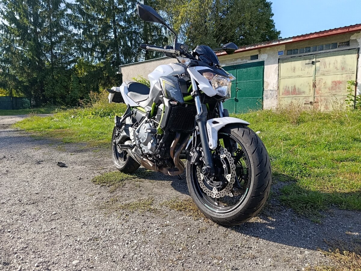 Kawasaki Z650 - 2