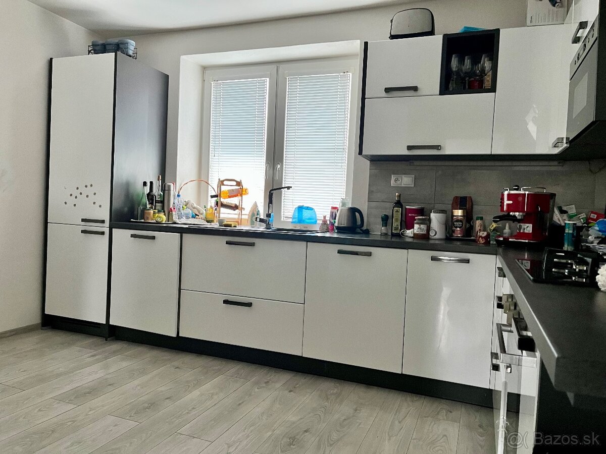 2 izbový byt v centre Nitry pri parku (tehlová bytovka) - 2