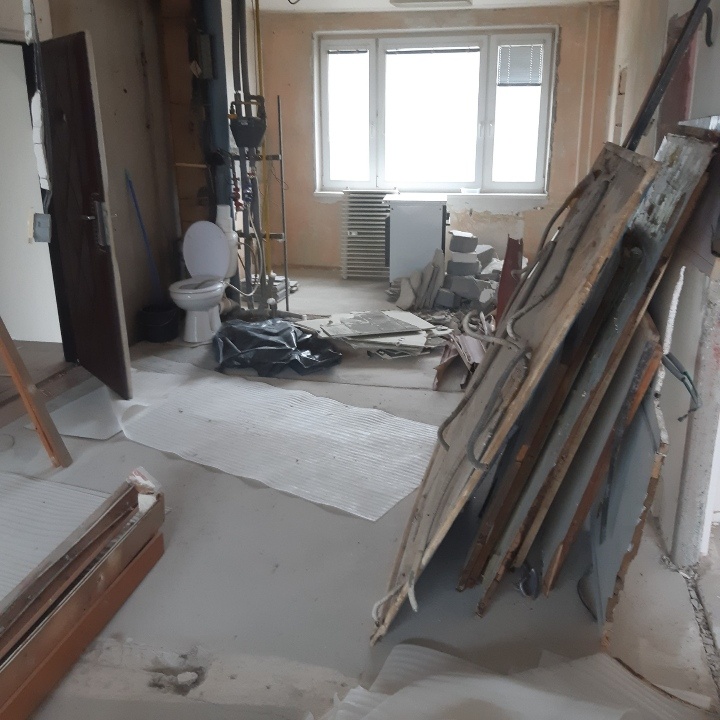 VYPRATÁVANIE POZEMKOV A BYTOV ,KOŠICE 0908222911 NONSTOP - 2